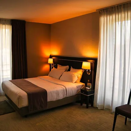 Amicitia - & Restaurant Hotel LʼIsle-Adam